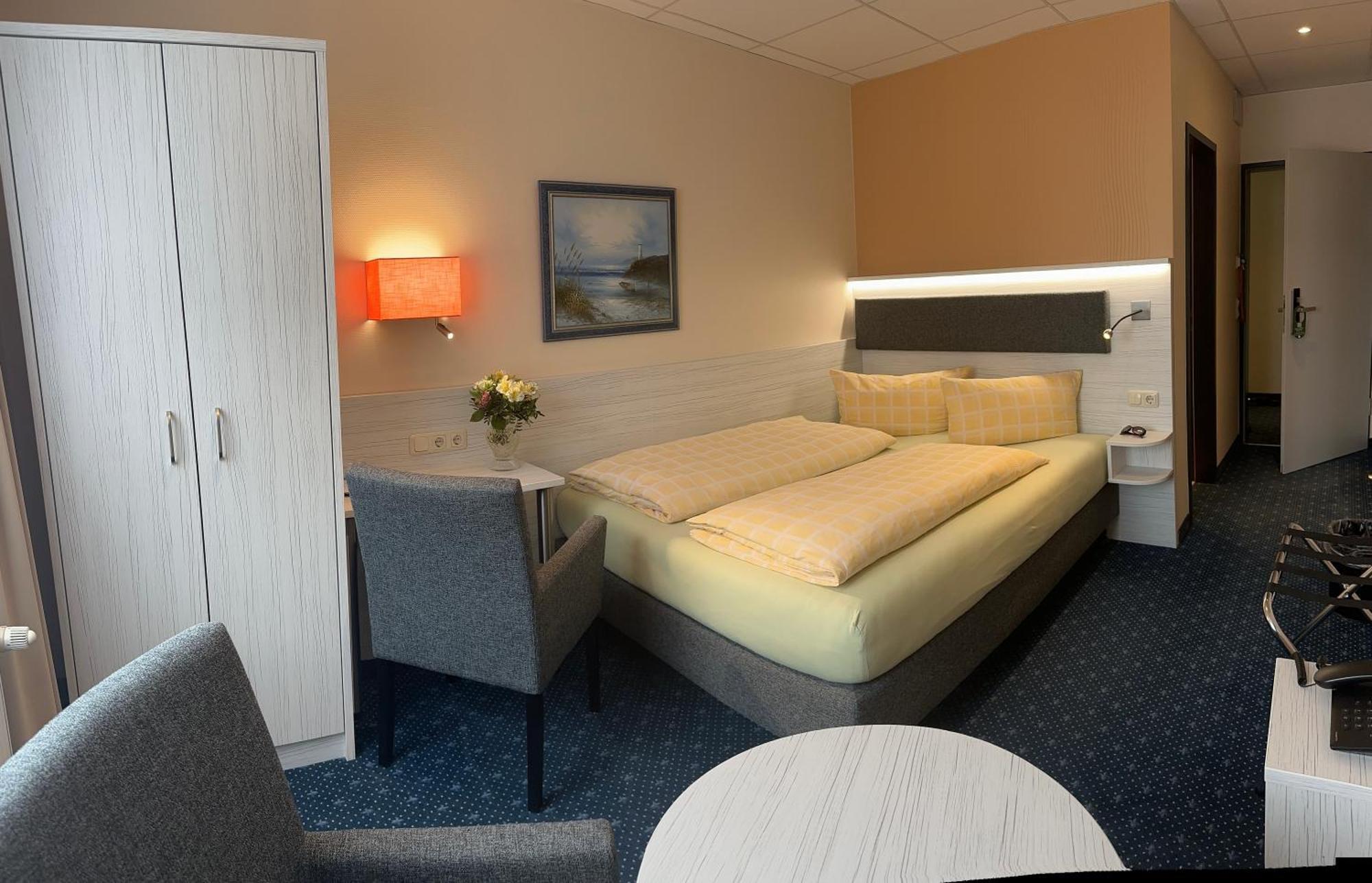 Duenenhotel Am Meer Росток Екстер'єр фото