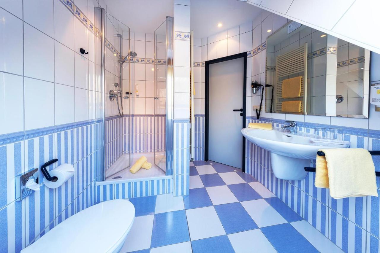 Duenenhotel Am Meer Росток Екстер'єр фото